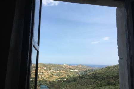 Lovely Renovated Apartment Near Dolcedo Esterno foto