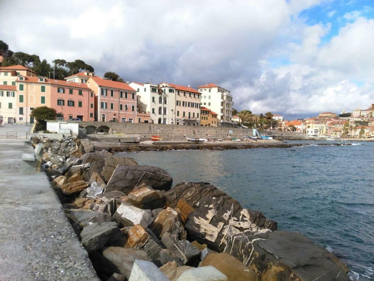 Lovely Renovated Apartment Near Dolcedo Esterno foto